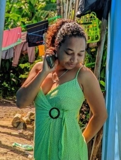 Stéphanie's profile, a single 26-year-old a woman in 1ER Arrondissement