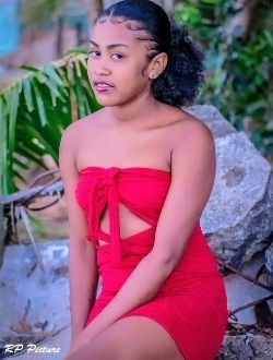 Elisca's profile, a single 23-year-old a woman in Antalaha