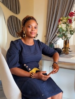 Yvette's profile, a single 43-year-old a woman in Montréal