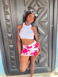 Grace Owusuaa's profile, a single 20-year-old a woman in Accra Central