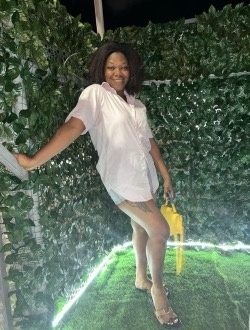 Lousiana's profile, a single 28-year-old a woman in Port-Gentil
