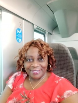 Lylie's profile, a single 57-year-old a woman in Mons