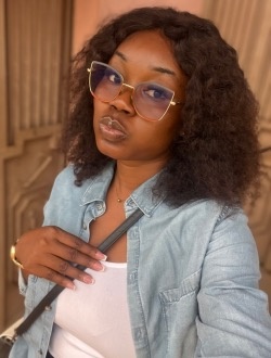 Aimée's profile, a single 36-year-old a woman in Abidjan