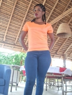 Makalé's profile, a single 38-year-old a woman in Abadjin-Doumé