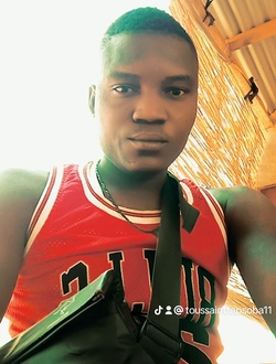 Toussaint's profile, a single 29-year-old a man in Lougsi