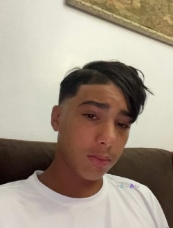 Youssef's profile, a single 18-year-old a man in Ben Arous