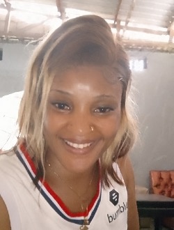 Maïva's profile, a single 24-year-old a woman in Douala