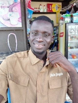 Kader's profile, a single 33-year-old a man in Abidjan