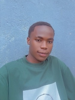 Ben's profile, a single 21-year-old a man in Benga