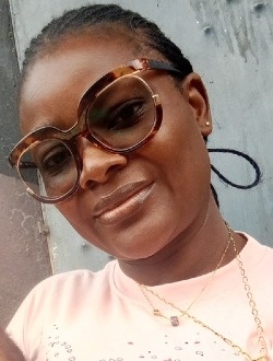 Chymene's profile, a single 43-year-old a woman in Abang