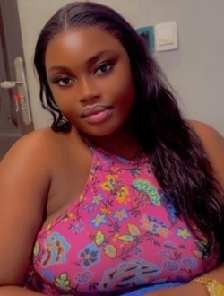 Nadège's profile, a single 35-year-old a woman in Kinati