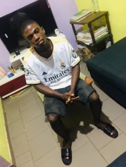 Steve's profile, a single 24-year-old a man in Abam