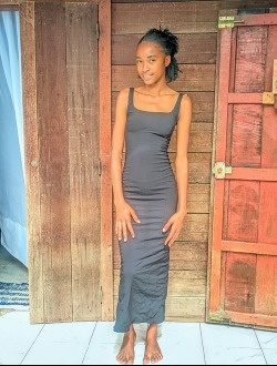 Solivia's profile, a single 18-year-old a woman in Sambava