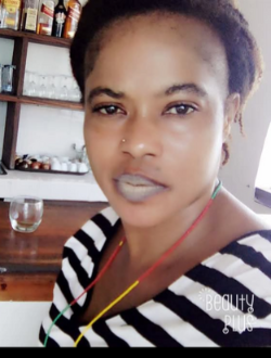 Doueu's profile, a single 47-year-old a woman in Petit Abidjan-Youkou