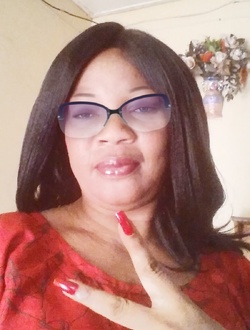Laurecia's profile, a single 33-year-old a woman in Ouagadougou