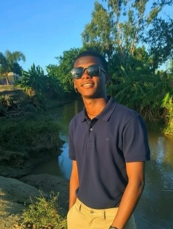Roger's profile, a single 24-year-old a man in Ihosy