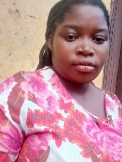 Rosine's profile, a single 30-year-old a woman in Yaoundé