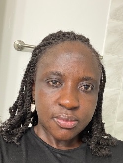 Nadine's profile, a single 35-year-old a woman in Longueuil