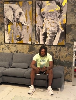 Emmanuel's profile, a single 29-year-old a man in Torino di Sangro