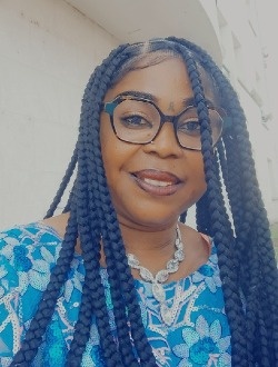 Nana's profile, a single 46-year-old a woman in La Riche