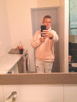 Anthony's profile, a single 30-year-old a man in Saint-Amand-Montrond
