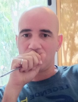 Sam's profile, a single 41-year-old a man in Alger Plage