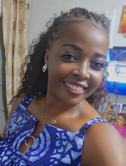 Laurencia's profile, a single 42-year-old a woman in Yaoundé