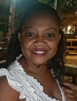 Rosia's profile, a single 35-year-old a woman in Nosy-Be