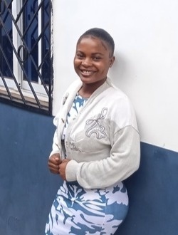 Winnie Sergine's profile, a single 23-year-old a woman in Yaoundé