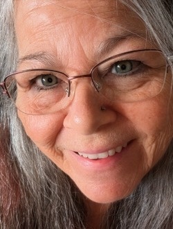 Line's profile, a single 66-year-old a woman in Repentigny