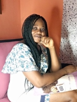 Ayçe's profile, a single 41-year-old a woman in Douala