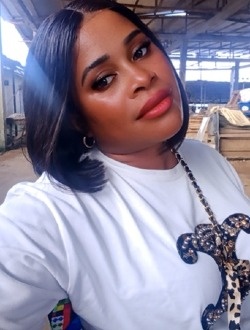 Ivana's profile, a single 35-year-old a woman in Douala