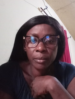 Pauline Angele's profile, a single 49-year-old a woman in Edéa