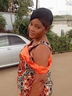 Hortence's profile, a single 34-year-old a woman in Lubumbashi