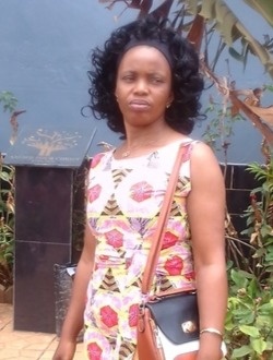 Eugenie's profile, a single 35-year-old a woman in Yaoundé