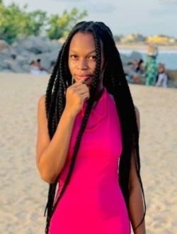 Ruth's profile, a single 21-year-old a woman in Cotonou