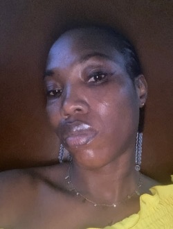 Richou's profile, a single 34-year-old a woman in Lomé