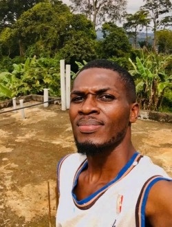 Krys's profile, a single 33-year-old a man in Yaoundé