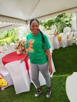 Minette's profile, a single 42-year-old a woman in Douala