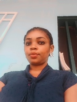 Samantha's profile, a single 34-year-old a woman in Libreville