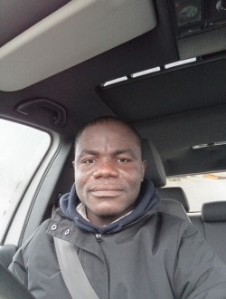 Niangkof's profile, a single 41-year-old a man in Bordeaux
