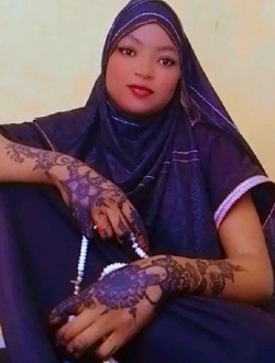 Sakina's profile, a single 20-year-old a woman in Ouaga 2000