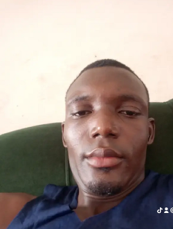 Samuel's profile, a single 32-year-old a man in Cotonou