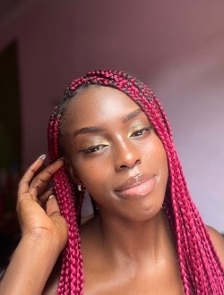 Michèle's profile, a single 24-year-old a woman in Yaoundé