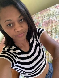 Rova's profile, a single 38-year-old a woman in Soarano-Tanandava