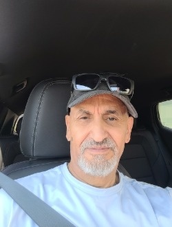Frd's profile, a single 65-year-old a man in Montréal
