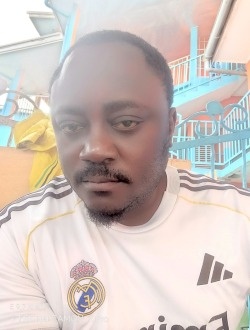 Mikael's profile, a single 35-year-old a man in Bessengué