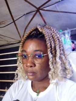 Nadine's profile, a single 39-year-old a woman in Yaoundé