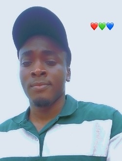 Junior's profile, a single 24-year-old a man in Yaoundé