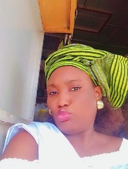Ines's profile, a single 30-year-old a woman in Cotonou
